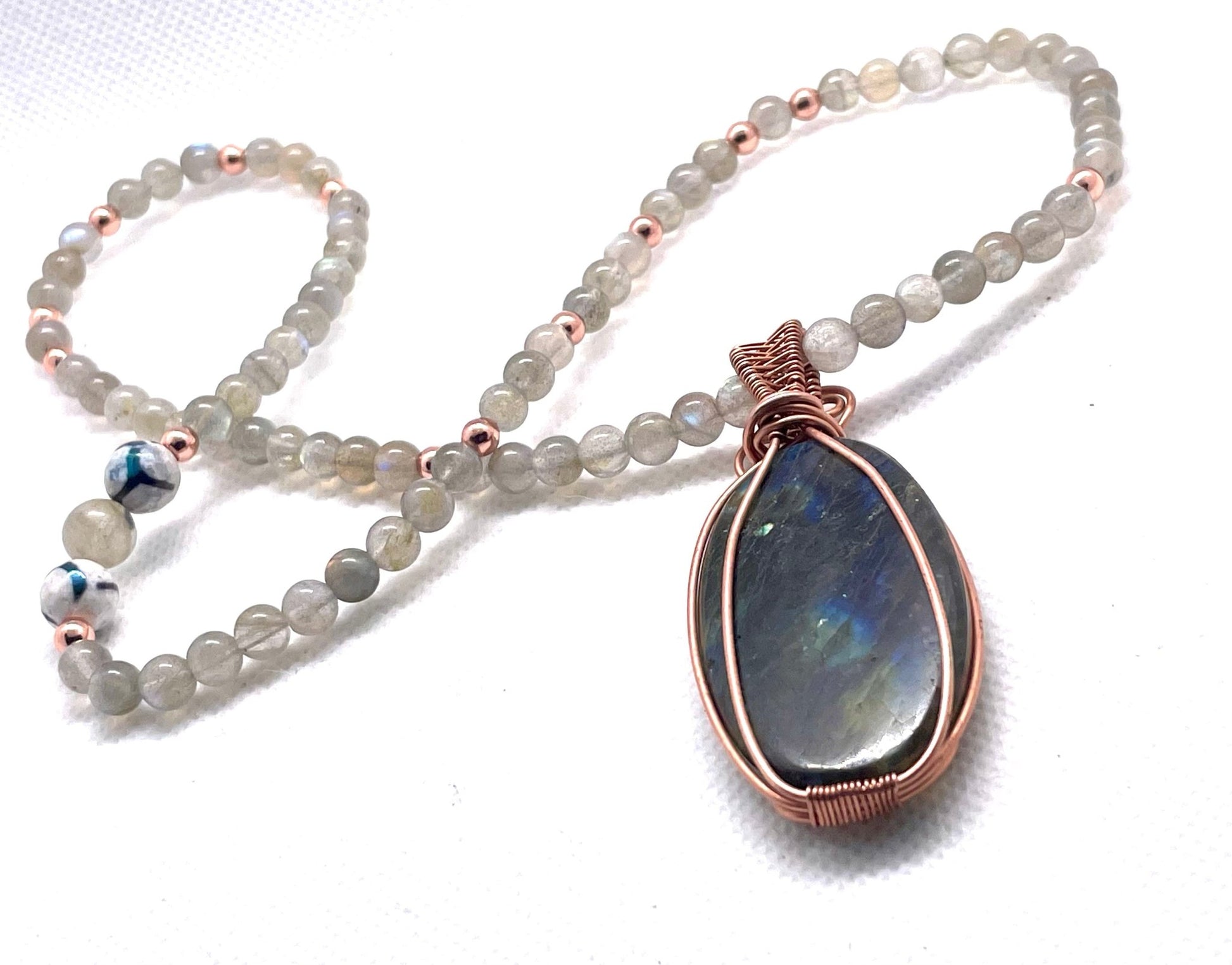 Mystical Radiance: The Enchanting Labradorite Elegance Necklace" - Organicmansion.com